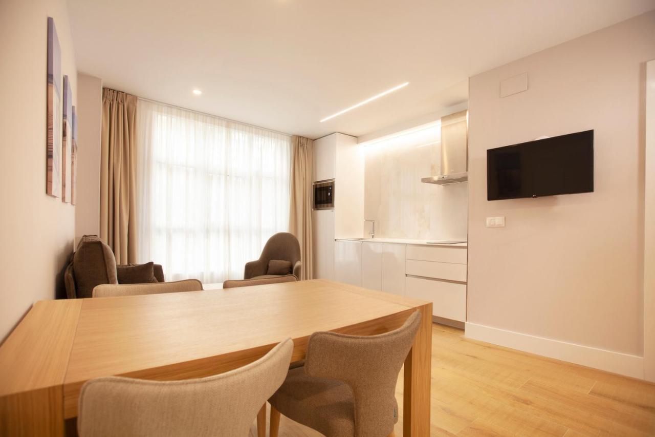 Apartamentos Reina Victoria Santander Exteriör bild
