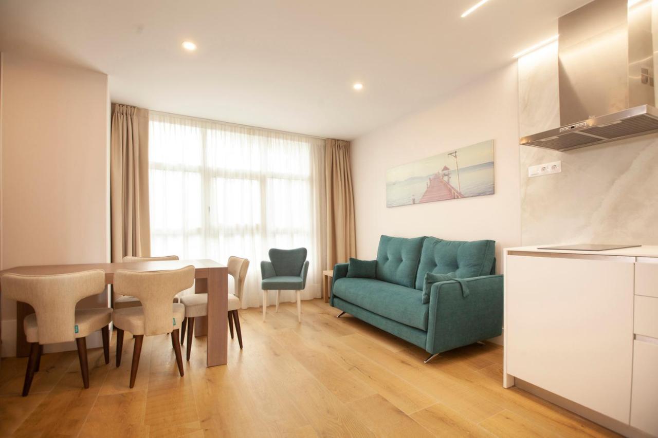 Apartamentos Reina Victoria Santander Exteriör bild