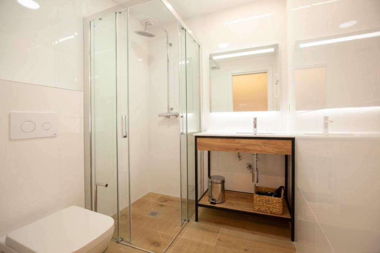 Apartamentos Reina Victoria Santander Exteriör bild