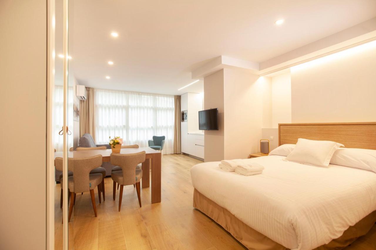 Apartamentos Reina Victoria Santander Exteriör bild