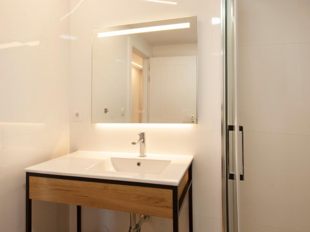 Apartamentos Reina Victoria Santander Exteriör bild