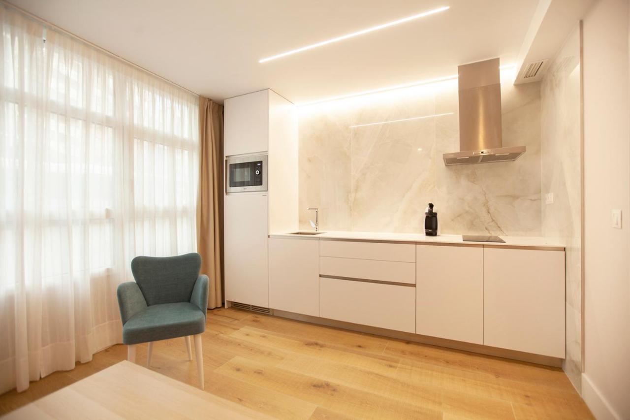 Apartamentos Reina Victoria Santander Exteriör bild