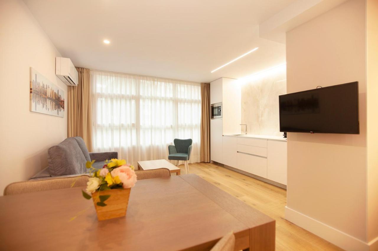 Apartamentos Reina Victoria Santander Exteriör bild